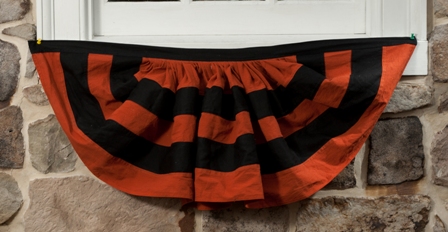 36" ORANGE AND BLACK BUNTING
